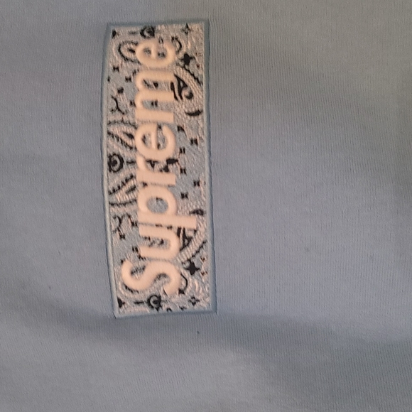 Unisex Supreme hoodie - Picture 2 of 4